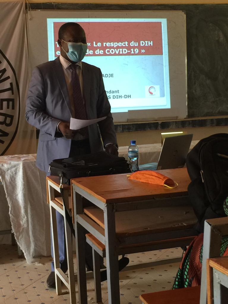 rasapres's tweet photo. #NIGER 🇳🇪la Faculté de droit économie et de gestion de l'Université de Tahoua a servi de cadre à  la tenue d'une journée d'échanges en Droit international humanitaire. Cette activité a été organisée par l'Université de Tahoua et le Rasapres Dih Dh avec le soutien du CICR https://t.co/gmWJediQpL