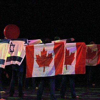 AvivDancers's tweet photo. 🍁On this Canada Day, we recognize and respect the histories, languages, and cultures of First Nations, Metis, Inuit, and all First Peoples of Canada, who enrich our community and have a great tradition of dance. https://t.co/aCx7FdcQrg