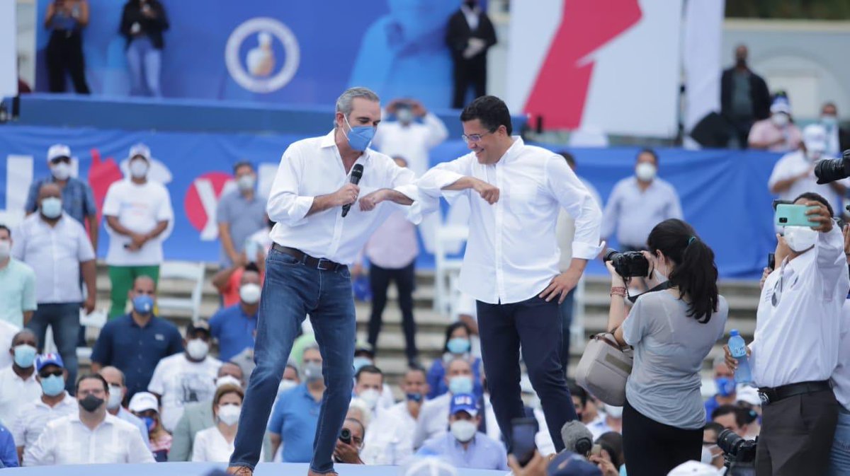 luisabinader's tweet photo. Hoy es un día histórico para la familia perremeista. Llegó el momento que muchos esperaban. Hoy junto a @DavidColladoM y a todos ustedes vamos a decir para que se escuche en todo el país: #ElCambioVa y #ElPLDSeVa. ¡Gracias David por tu apoyo! #LuisMasDavid https://t.co/MhcuTo29uj