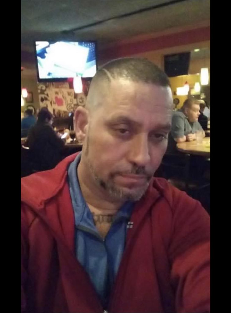 fadeawaybarber2's tweet photo. Damn I lost another 1 to this damn disease of addiction but this time instead of a homie it was my cousin, smh. I thought he had it beat too &amp; was doing so good, smh. This shit is getting old man. U are up there with your Mom &amp; Patty now bro. Love ya Cuz #RIPSmalls🙏🏼🙏🏼🙏🏼 https://t.co/aQ8lmkO3cJ