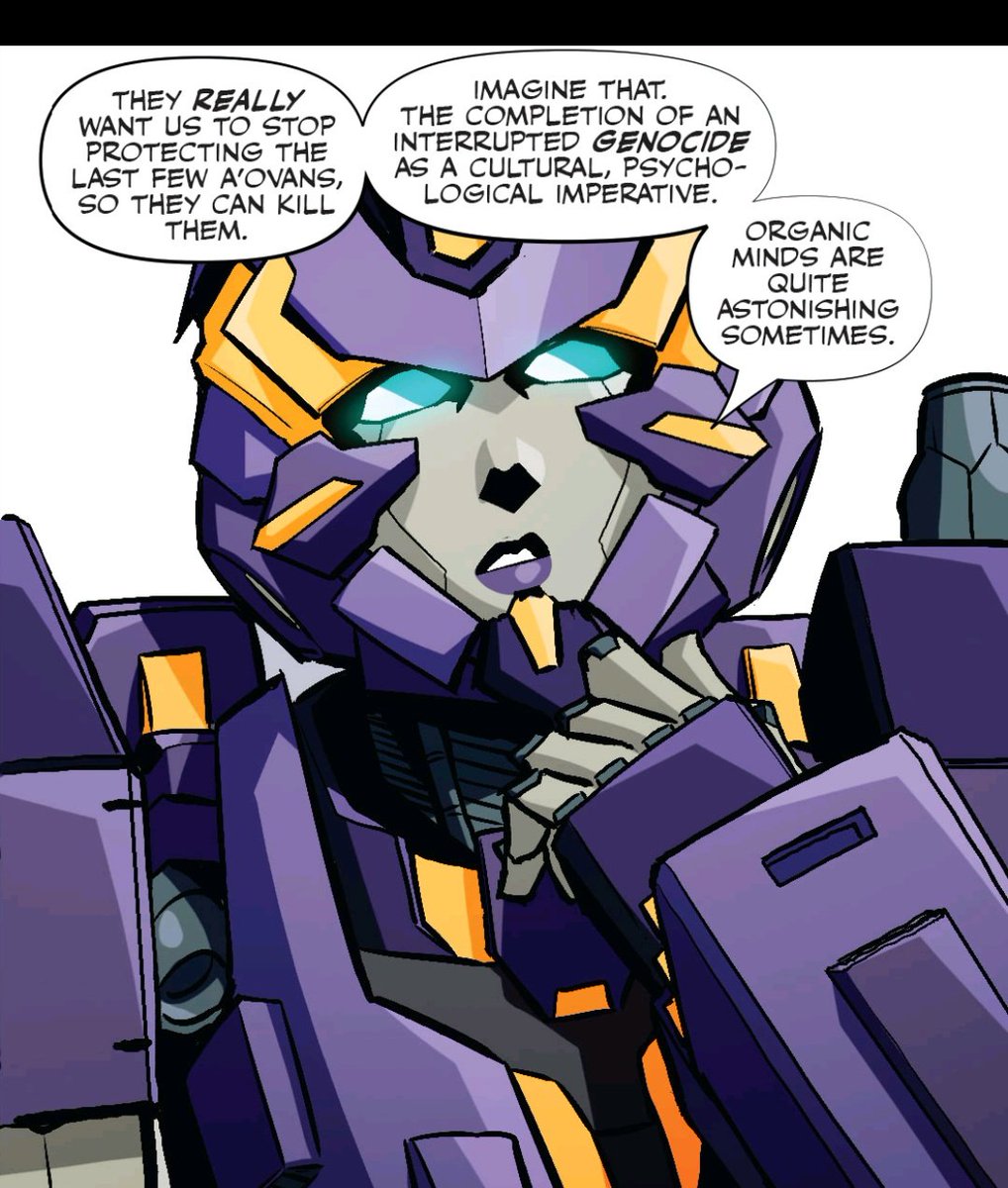 I am FEASTING on these adorable Nautica panels (also bonus roadrage checking her out on the ladder )