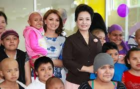 Garcimonero's tweet photo. Oigan en el @GobiernoMX díganle a Beatriz Gutierrez Müler que Angelica Rivera tampoco era médico y si atendía a los niños con cáncer.
Digo, si ella pudo seguro Bety también puede. https://t.co/6eBE9OsWPp