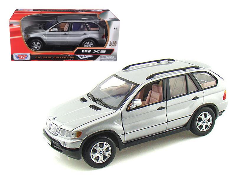 DiecastNomad's tweet photo. 🔥 HOT SALE FOR EVERYTHING IN STORE 🔥

Check out BMW X5 Silver 1/18 Diecast Model Car by Motormax

Goes for $54.17 + 🚚 Free Shipping!

👉 Act fast and grab one right now at https://t.co/tGSR9XX15h
Use Code: Twitter10 at checkout

#Diecast #Collectibles #Cars #DiecastCollectors https://t.co/s9dxIEI0rZ