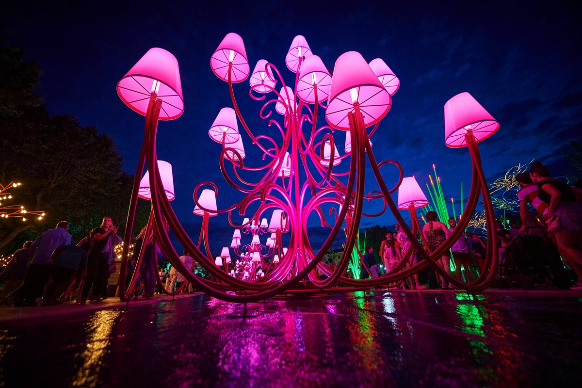 VilleDeBeziers's tweet image. 😍 Retour en images sur l'inauguration des décorations lumineuses ! 🤩 #Beziers