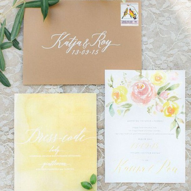 MyWeddingGuide's tweet photo. 🐥🐝 ⠀
PASTEL YELLOW WEDDINGS ⠀
One of the sweetest wedding colours for a Spring or Summer wedding!⠀
Pastel Yellow is a very understated colour with weddings, and we’re not sure why because yellow is one of the happiest colours. Perfect for one of … https://t.co/636jSmiD9G https://t.co/ojYKdOUcS1