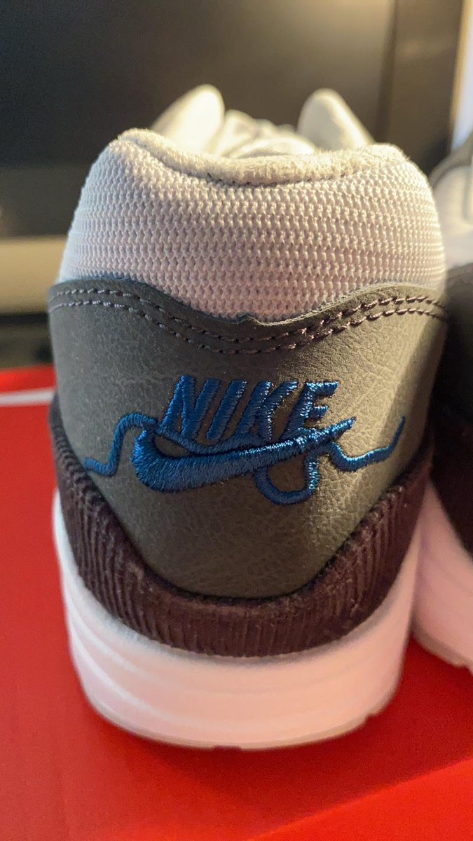 MiddleFingerFR's tweet image. Aidez moi les manés, le grall n’est qu’à deux doigts pour moi ! Un pti Legit des famille @CaminoTV