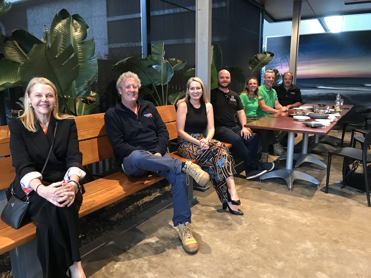 qsbcommissioner's tweet photo. Today I visited COVID affected businesses and landlords in Cooroy and Noosa - including some that my office has already assisted with leasing disputes.  

Thanks to Cooroy Chamber of Commerce, Sandy Bolton MP and @NoosaCouncil for hosting me!

#avoiceforsmallbiz #GoLocalQld https://t.co/m81yHTgnOX