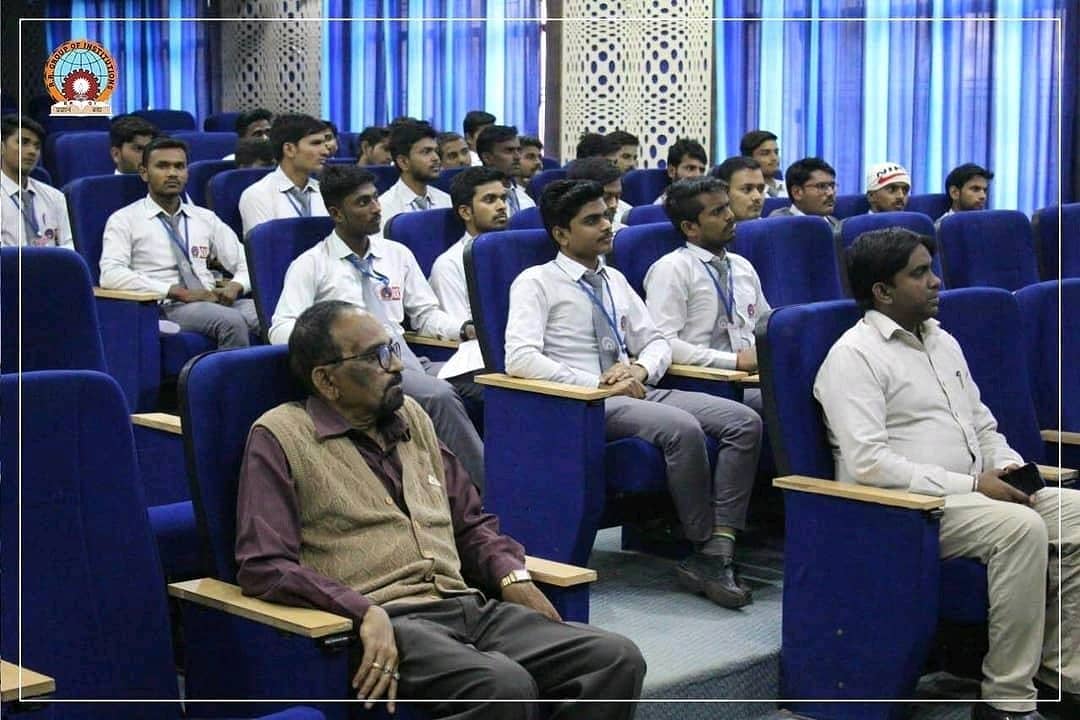 rrgilko's tweet photo. #Throwback to Campus Recruitment Drive by SHIVANI LOCKS PVT LTD (Venus Group) for the session 2019-20 was held at @InstitutionsR in which 32 students (out of 54 students who participated) got selected.
#lucknow #lucknowuniversity #aktu #upti #ThrowbackThursday #Throwback https://t.co/mBEZrlmkSn