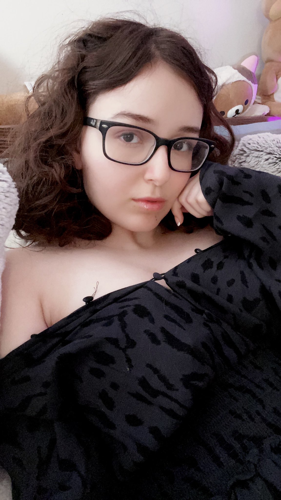 Leana Lovings 💕 on Twitter: "To celebrate my birthday month, I’m giving 30 subscribers my