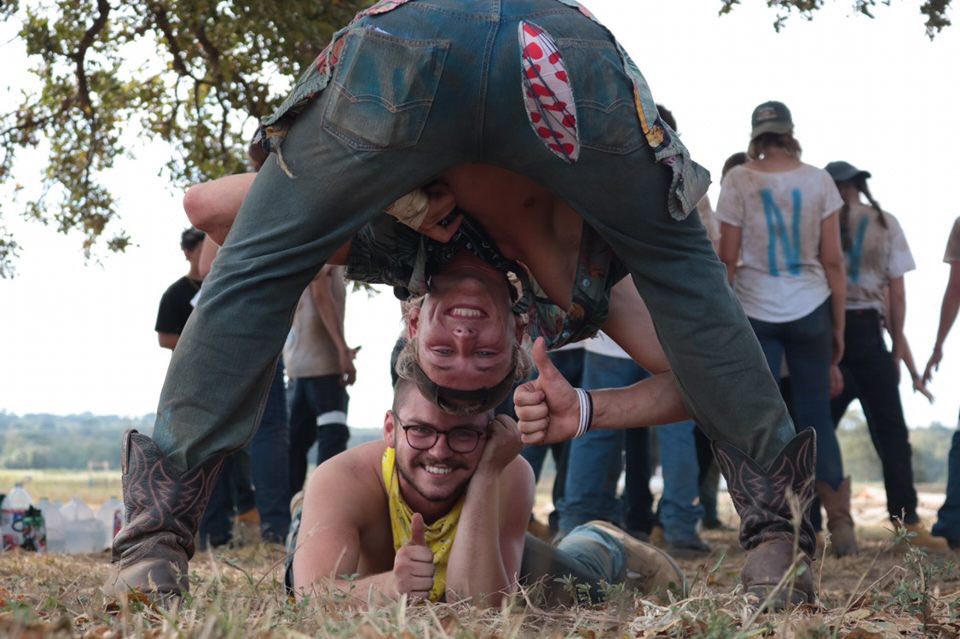 Worth_Somethin's tweet photo. Cameron (my friends call me Uber π)
~ Bumfuck, TX
~ Class of β22 ππ»
~ chemical engineering
~ redass
~ bonfire #remember99
~ 5th gen Ag that loves this university and everyone in it
~ unhealthy addiction to minecraft and light beers
#WhosWhoAtTAMU https://t.co/JcwTFpV9Tt