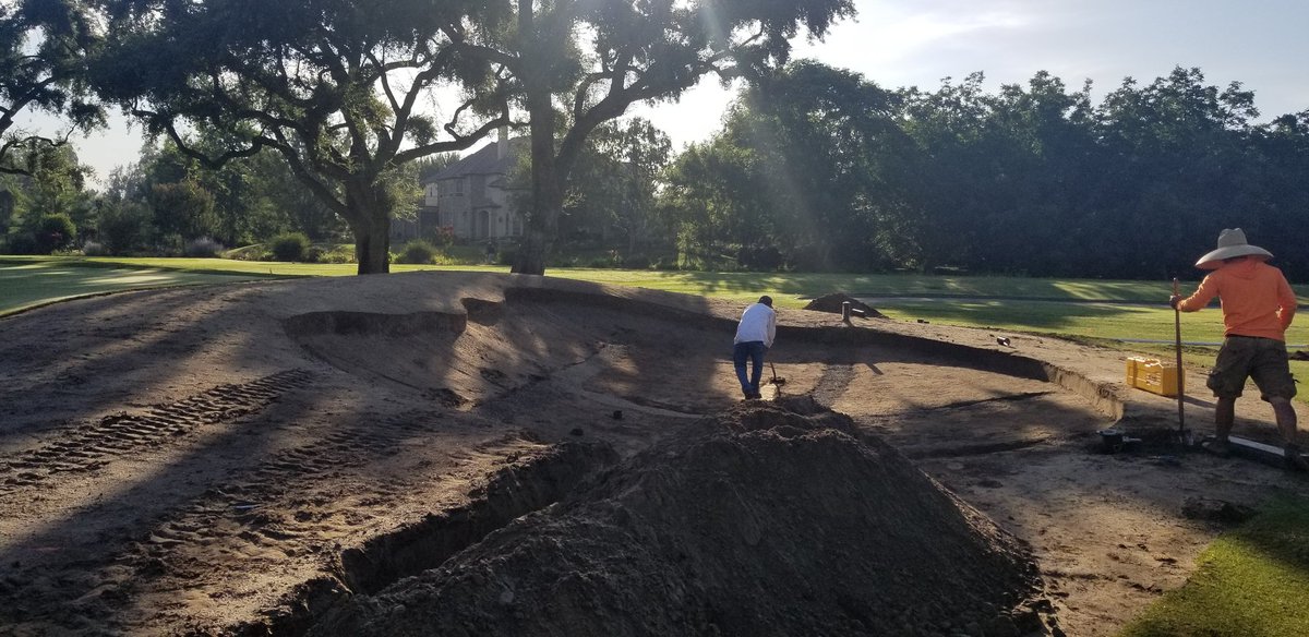 nickelsgolf's tweet photo. Been a busy few weeks. Nice to be back on a dozer.
#integritygolfconstruction
#sanjoaquincountryclub https://t.co/fN4EzQ5Lln