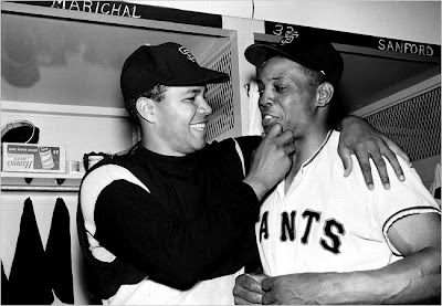 baseballinpix's tweet photo. Juan Marichal embraces Willie Mays after Mays hit a home run to win the game for Marichal in one of the greatest pitching duels in history. Warren Spahn and Juan Marichal pitched to a 16 inning 0-0 tie prior to Mays' home run, July 2, 1963. https://t.co/3iXYKc7Pb7