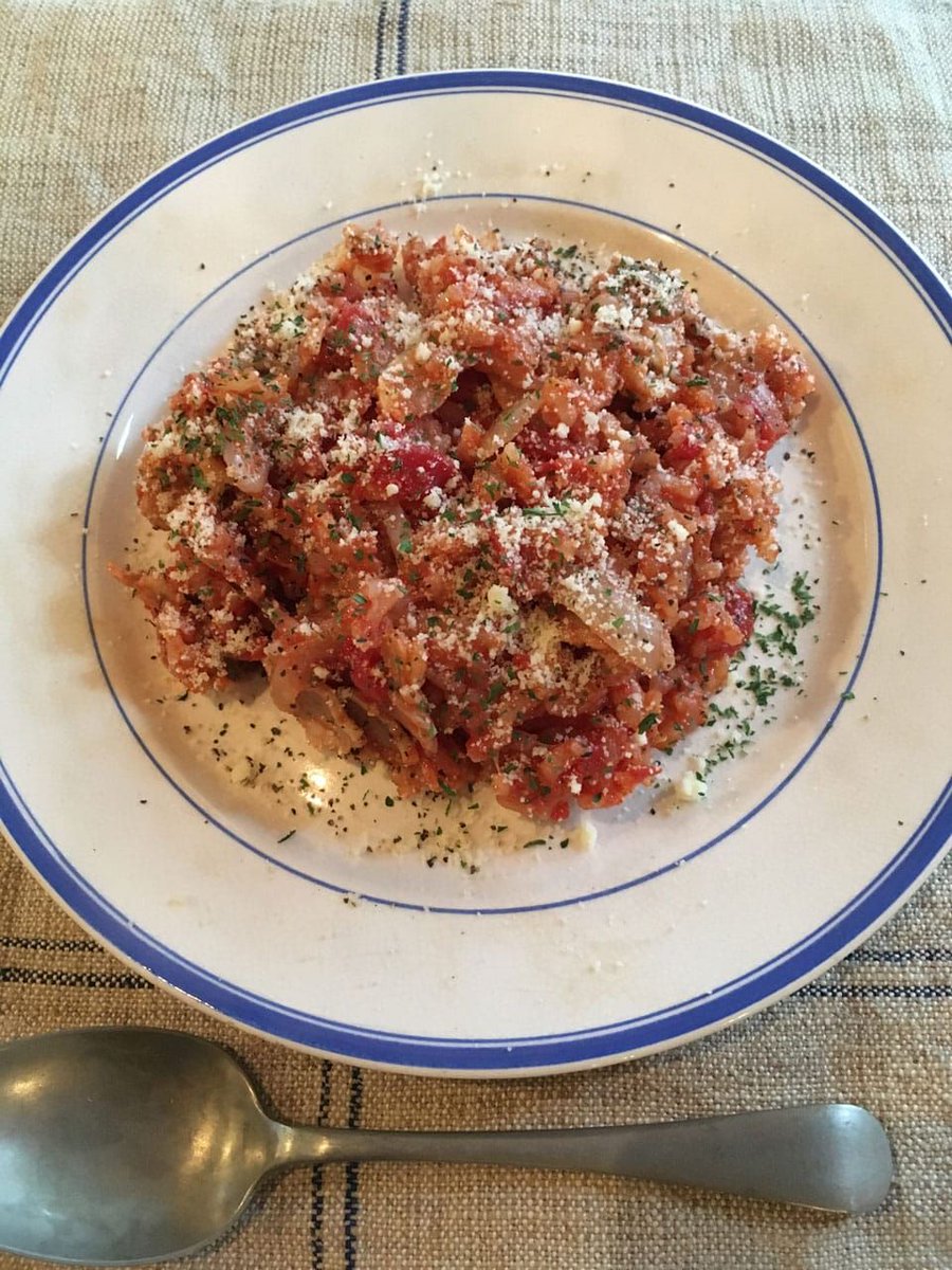 Ginza リゾットの由来はイタリア語で米 Riso 最高 Ottimo らしいです なんて素直な気持ちの表れ お米 最高 メイン料理がお手軽に作れてしまうって最高 となりの5分メシ Vol 4 かんたんイタリアンなトマトリゾット T Co Bwzwlkv9q5