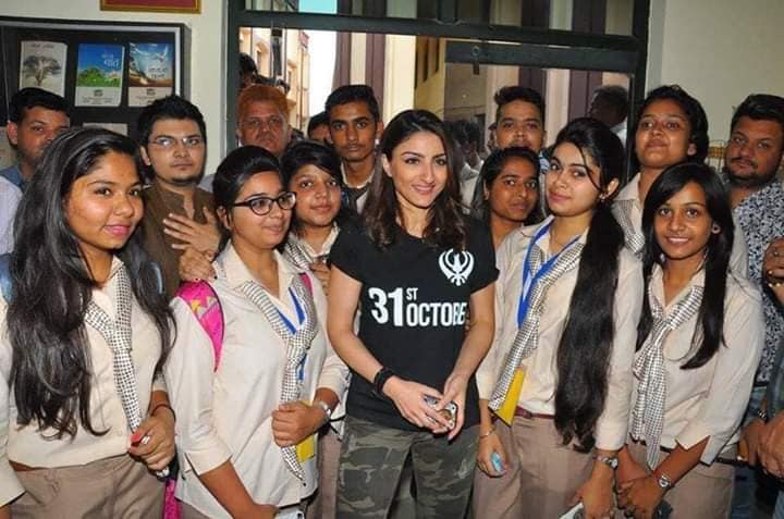 ITSMohanNagar's tweet photo. #Flashback
Soha Ali Khan @ITSMohanNagar
More info: https://t.co/t52UNbCbLt

#Celebrities #CelebritiesatITS
#ITS_UGCampus #BBA #BBACollege #BBACourse #BBA_Admission2020 #TopBBAColleges #BCA #BCA_Admission2020 #BCACourse #BCACollege #BCASyllabus #BCACourseDetails https://t.co/9Fsuy7AOfV