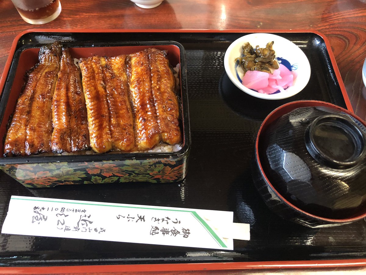 steaksuteki1's tweet photo. 成田山付近の名物らしい https://t.co/e46n4kNxom