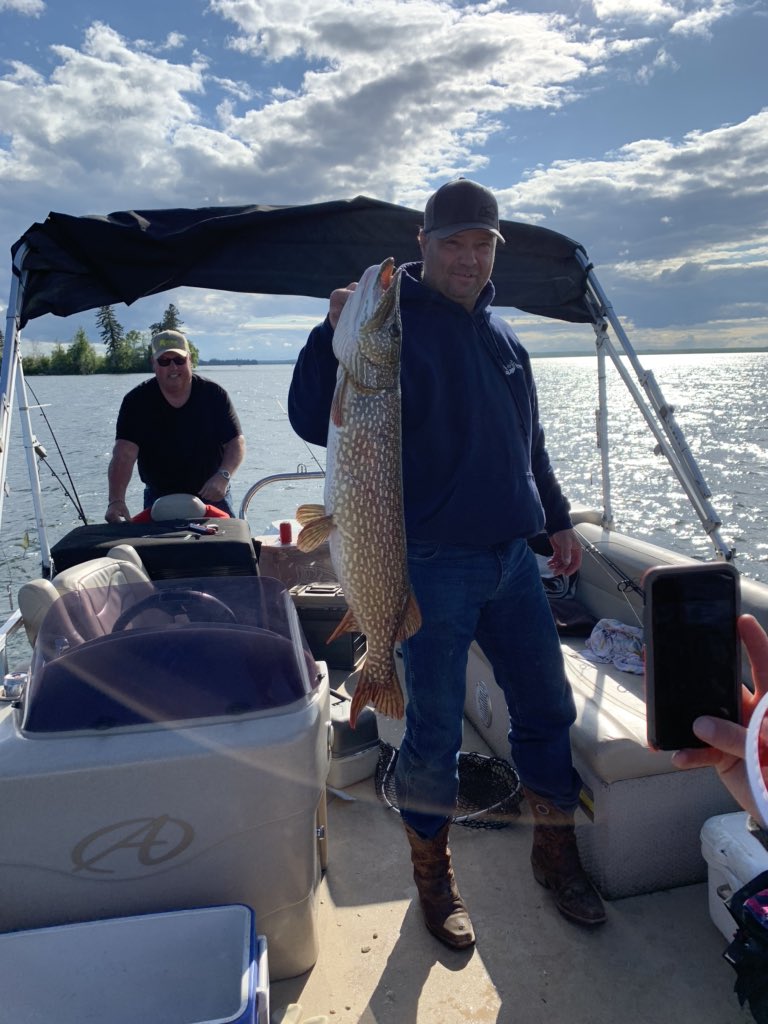 7542810's tweet photo. Quinton caught the biggest today 15.5 lbs https://t.co/Z1r9NbJVdg