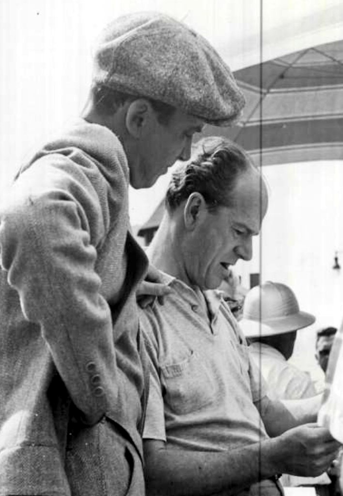 Como he mencionado antes, James Stewart rodó con los mejores directores de Cine en 5 décadas.Entre ellos: Joseph L. Mankiewic; Frank Capra (3); Ernst Lubitsch; George Cukor; Henry Hathaway; Alfred Hitchcock (4); Anthony Mann (8); Cecil B. DeMille; Billy Wilder; Otto Preminger;