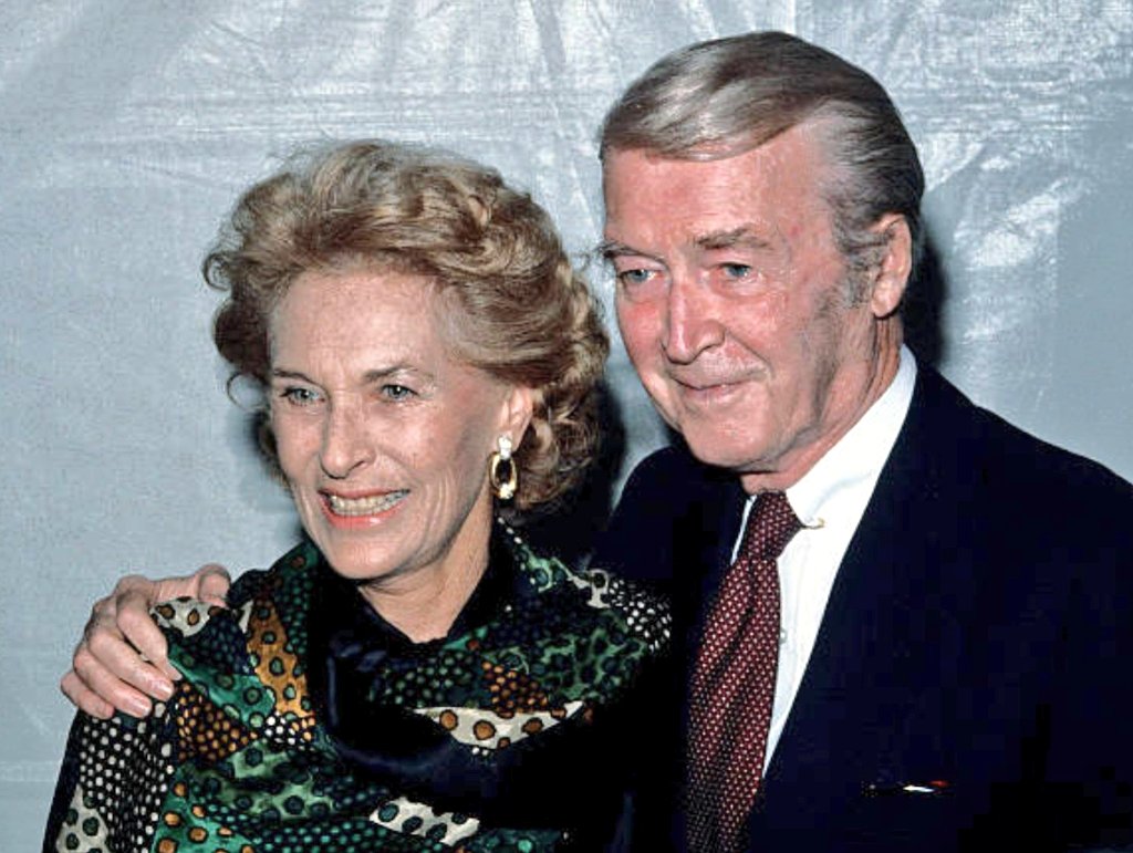 -Premio del Sindicato de Actores (1969).-American Film Institute (1980).-Berlin International Film Festival (1982).-Kennedy Center Honors (1983).-Lincoln Center (1990).-National Board of Review (1990).-Estrella en el Paseo de la Fama, en el 1.708 de Vine Street.