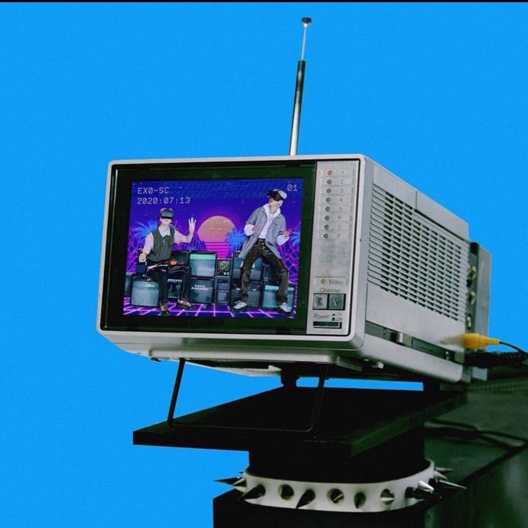 Malaysian_Eries's tweet image. ‼️ GIVEAWAY ‼️
💿 EXO-SC 1ST FULL ALBUM 💿 
🍬 BAEKHYUN CHEMISTRY VER. 🍬

🌟 EXO-SC ➡️ 3 Versions, 3 Winners
🌟 Chemistry Ver. ➡️ 2 Albums, 2 Winners

🇲🇾 Open for Malaysian EXOLs only
💌 Shipping will be on us! ✨

END : 15/7 

don’t forget to tag @weareoneEXO #weareoneEXO 🥰