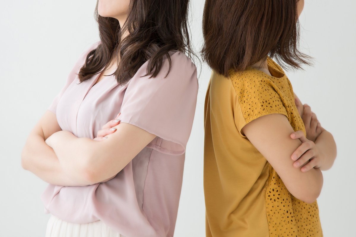 公式 ペラペラ部 Fineと聞くと一見ポジティブな単語に聞こえますが これは意味としては 問題はない というニュアンスなので 相手の容姿を褒めようと You Look Fine と言ってしまうと とてもいいわけじゃないけど気にするほどじゃないよ