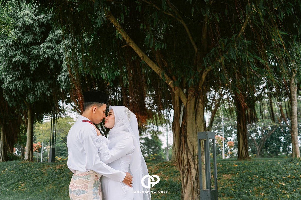ohsnappicture's tweet photo. Pengantin tak puas hati dengan photographer ! Tak puas hati sebab gambar dengan harga tak masuk akal !😡 Harga sangat murah tapi dapat hasil mcm bayar harga yang mahal high end !! 😱 tak percaya try la whatsapps tanya pakej dah tanya terus lock date okay?! 😉
@twtmalaywedding https://t.co/CIGAe4OjTP