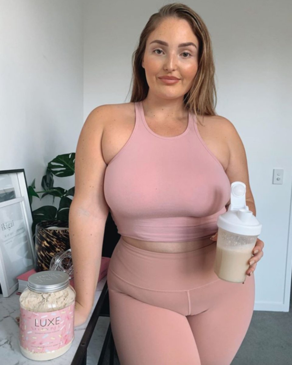 teststatuser's tweet image. Our Birthday Cake protein powder is selling fast! 😱😱 this flavour is Limited Edition and once its gone, its gone! 🎂 @healthychick101