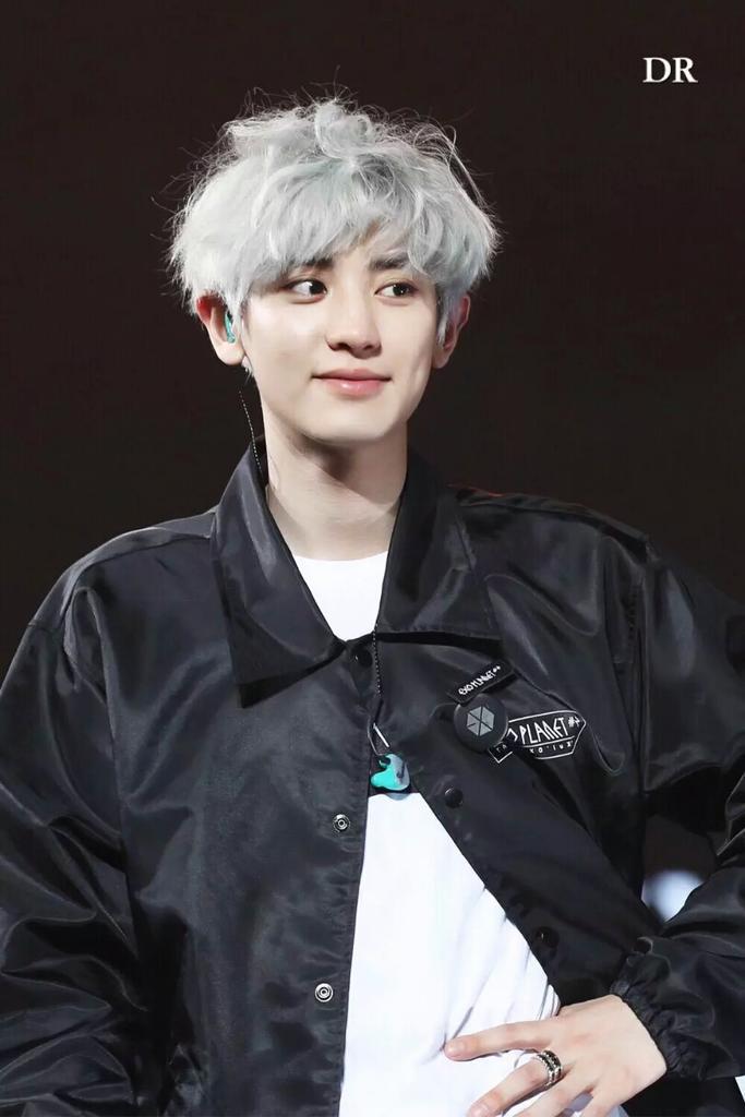 park chanyeol as tables; a thread