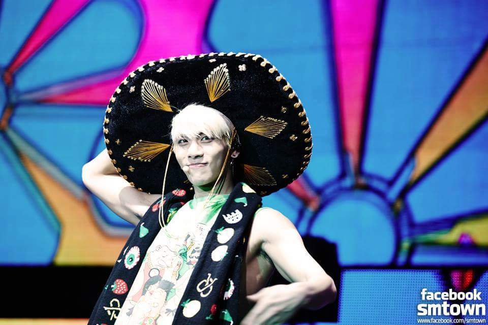 petitjonghyun90's tweet photo. @jjonghugss @realjonghyun90 i love every single thing about him, his words, his voice, his personality, his laugh, everything is precious to me 🤍🤍🤍 https://t.co/QfOXQR96UU