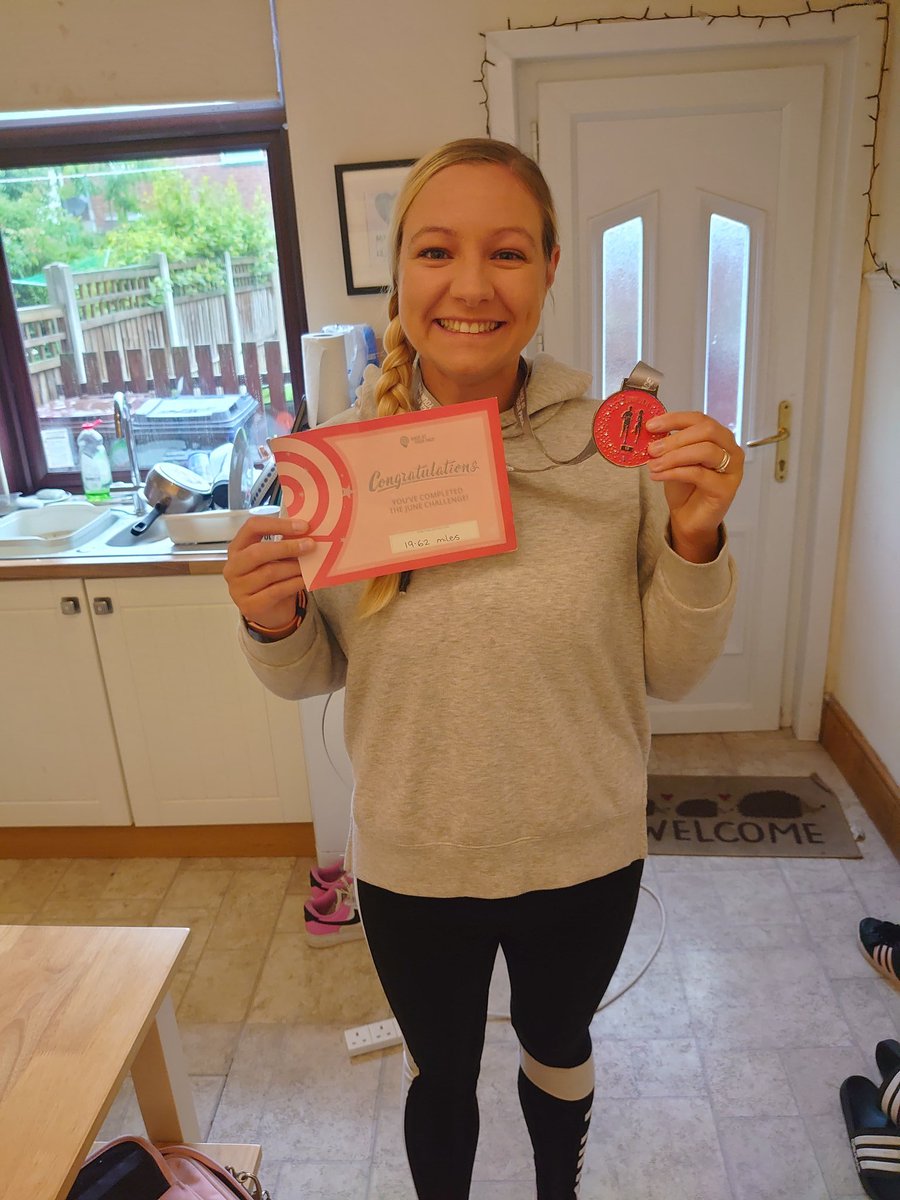 Anna Campbell tweet media