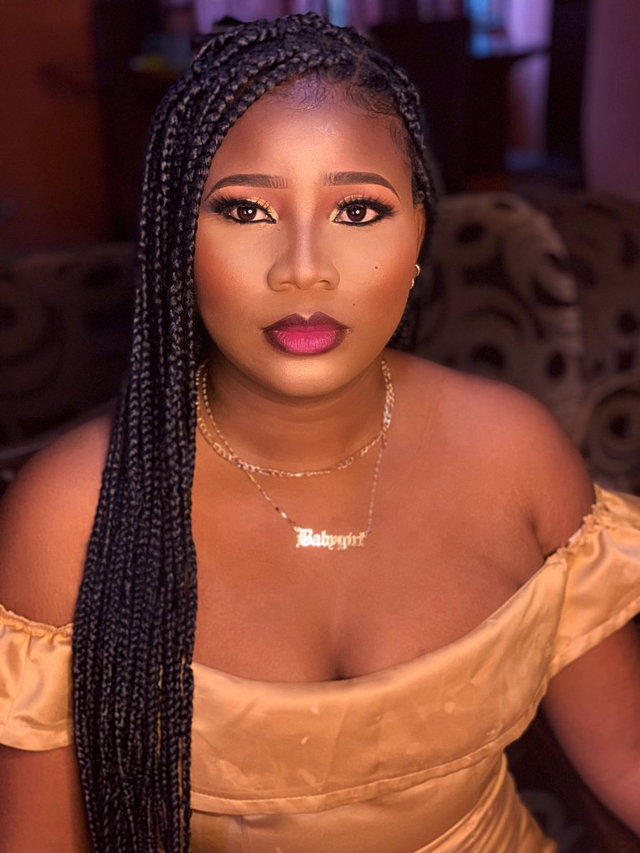 Raykeyat's tweet photo. My beautiful sister bday today, age gracefully my love https://t.co/Kfa22SncIK
