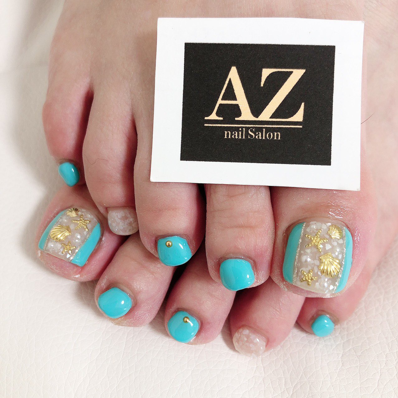 ﾏﾝﾁｶﾝ 夏っぽく フットネイル 夏ネイル シェル敷き詰め ヒトデ シェル パーツ ティファニーブルー ネイルサロンaz ｱｾﾞｯﾄ T Co Hhblcqoswp Twitter