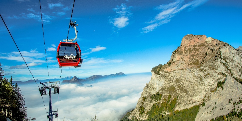 streumeyer's tweet image. Grandios! Die Schwyzer Tal- und Gipfeltour! Mitten in der vielfältigen Berg- &amp;amp; Seenlandschaft der Zentralschweiz sind in 6 Tagesetappen 120km mit 6000 Höhenmetern zu erwandern! 42h Wanderzeit!
#wirbrauchenschweiz
ilovelucerne  #SchwyzTourismus
…