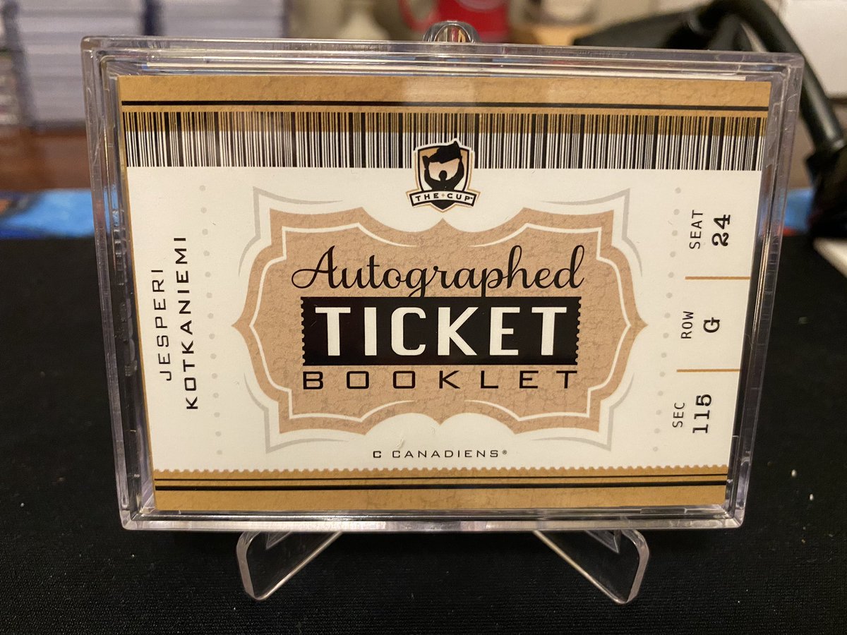 HobbySpotAndQCB's tweet image. 🚨🚨Nothing but straight 🔥🔥🔥 being Pulled at Quarantined Case Breaks again this week! 🚨🚨 #showyourhits #showmeyourhits @WaynesCards @UpperDeckHockey