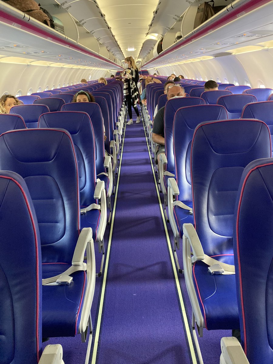 Victoria_AGago's tweet photo. ✈️ Times have changed #emptyflights #july2020 https://t.co/PFUbGzaIQO