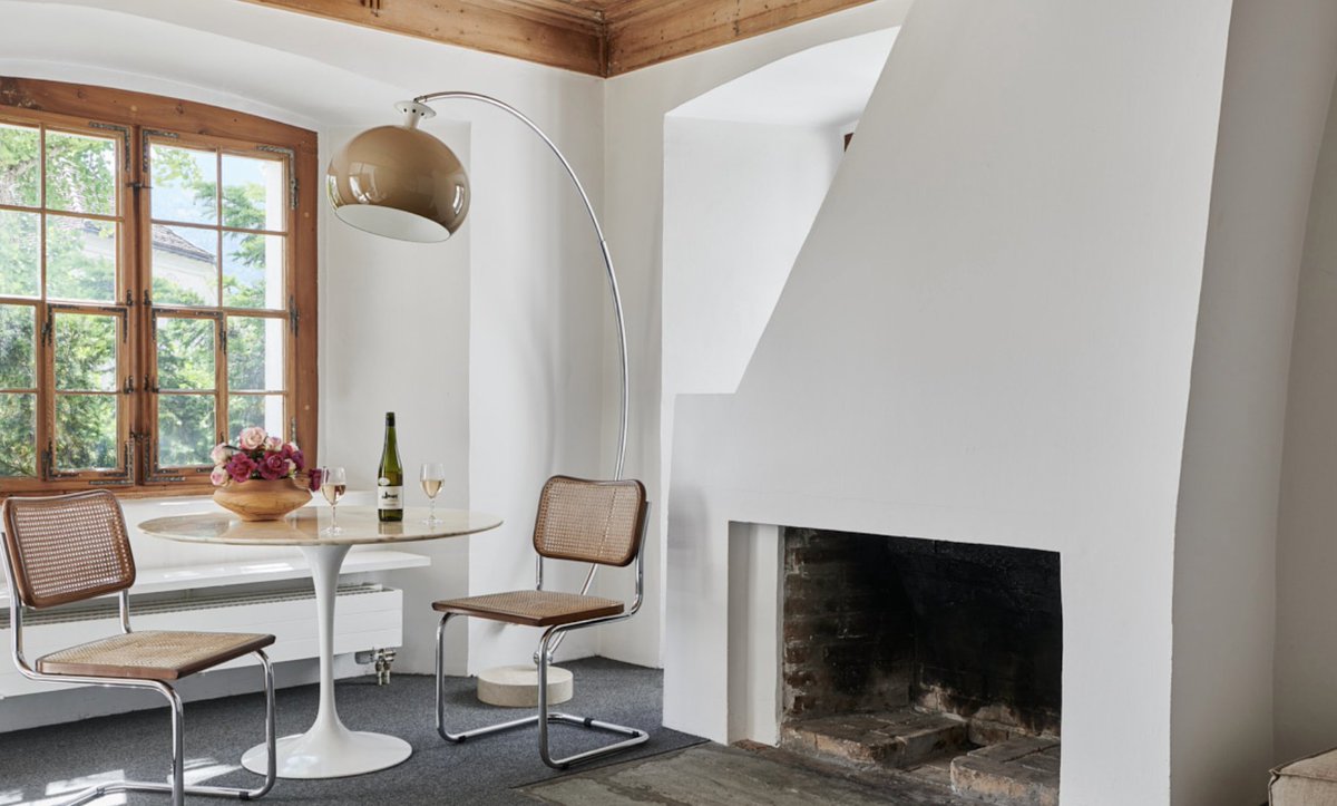 streumeyer's tweet image. Grossartig! Die Stiftung &quot;Ferien im Baudenkmal&quot; des heimatschutz_ch macht&apos;s möglich!
In #Malans im SwissHeidiland in einem 300-jährigen vom berühmten Architekten Rudolf Olgiati restaurierten Patrizierhaus Ferien verbringen! 
#wirbrauchenschweiz
…