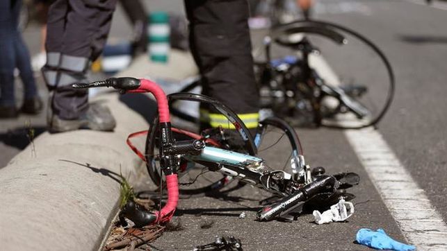 ciclo21's tweet image. Fallece un ciclista de 19 años en Tortosa tras ser atropellado por un conductor ebrio | bit.ly/31BLHZT