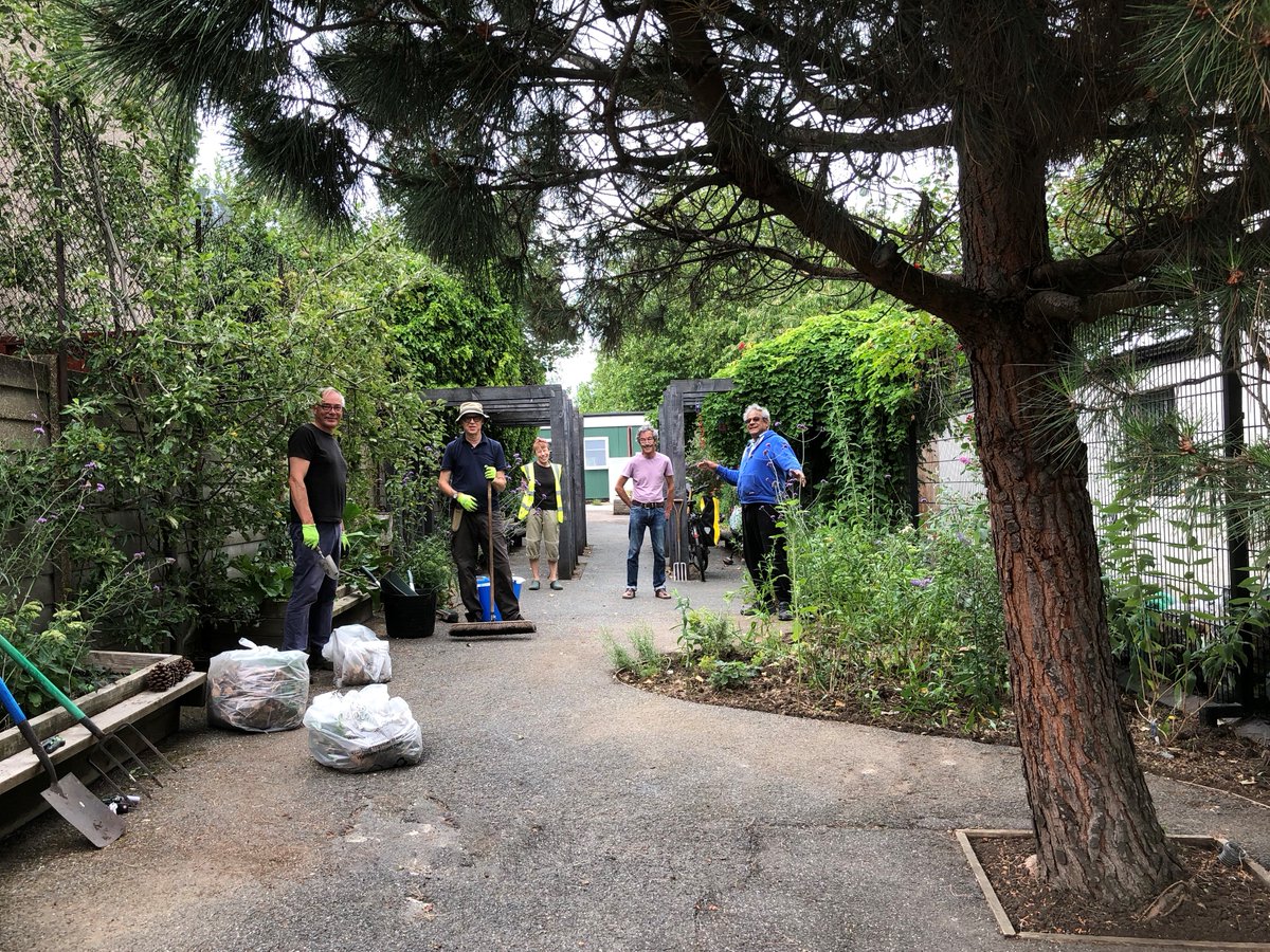 e17inbloom's tweet photo. The @hmprimary Community Garden had become overgrown with brambles, nettles and weeds during lock-down. We weeded and tidied it so the pupils, in their "bubbles" can use it again as an outdoor classroom. Y5 made us lovely plans to show what has been planted and where. https://t.co/zSkGX4BOa3
