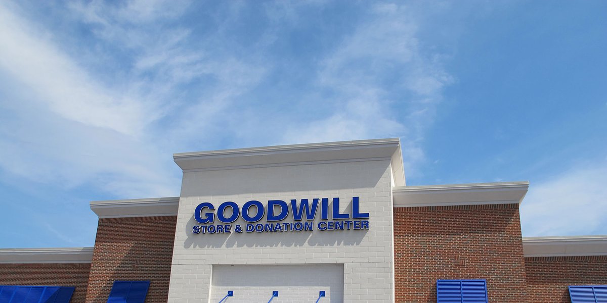  GOODWILL SOURCING THREAD New to flipping and want to increase sales? Goodwill is a fantastic place to find profitable inventory! There are a lot of different profitable categories to sell. Ready to go? Let's learn! 