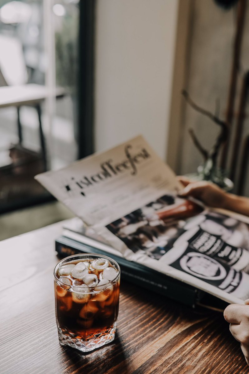 VancoffCoffee's tweet photo. ☀️Sıcak günlerin soğuk kaçamağı❄️
#Coldbrew
.
.
.
#vancoff #çukurcuma #cihangir #beyoğlu #coffeetruck #specialtycoffee #3rdwavecoffee #coldbrew #coffeeblend https://t.co/Esl471hZ7n