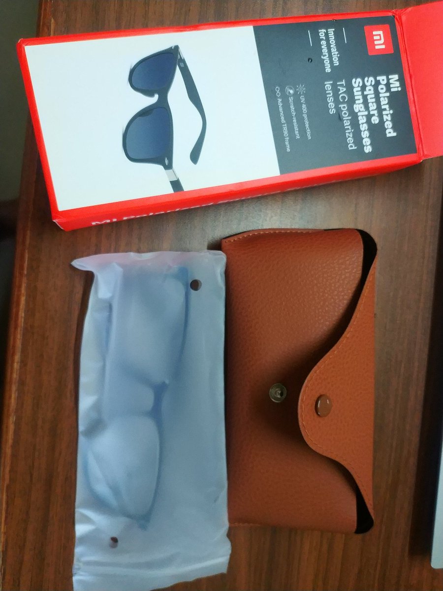 kumar_suvith's tweet photo. Fake MI sunglasses received from an order by MI Store app, Customer support claims that they have sent the product in intact condition. Kindly request everyone to not get cheated by #Xaiomi. Buy #redmiphones or #MI accessories at own risk! @MiIndiaSupport https://t.co/pvpGVcuEtZ