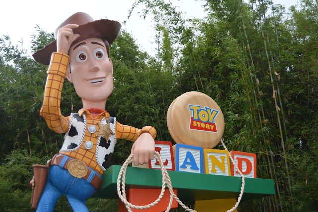 playdaysrunways's tweet image. Thinking of heading to Hollywood Studios at Walt Disney World? Check out our ride guide including spoilers and height restrictions. 

buff.ly/2lThtix

#WaltDisneyWorld #rideguide #themeparks #disney