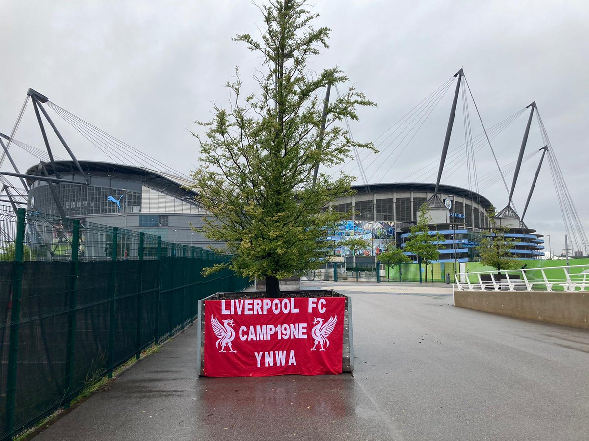 Those Unbearable Scousers again! 
🤣🤣🤣🤣
