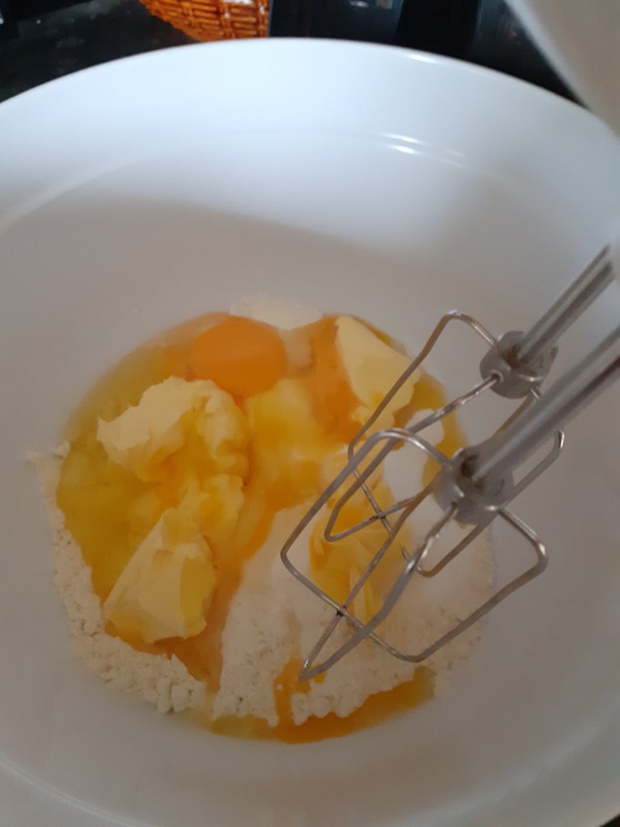 AceyMiss's tweet photo. KS3 scientists have been having fun today completing their experiments that they have been independently planning. First up is 'Does colour affect taste!' @nieperacademy https://t.co/xpKivkBnwj