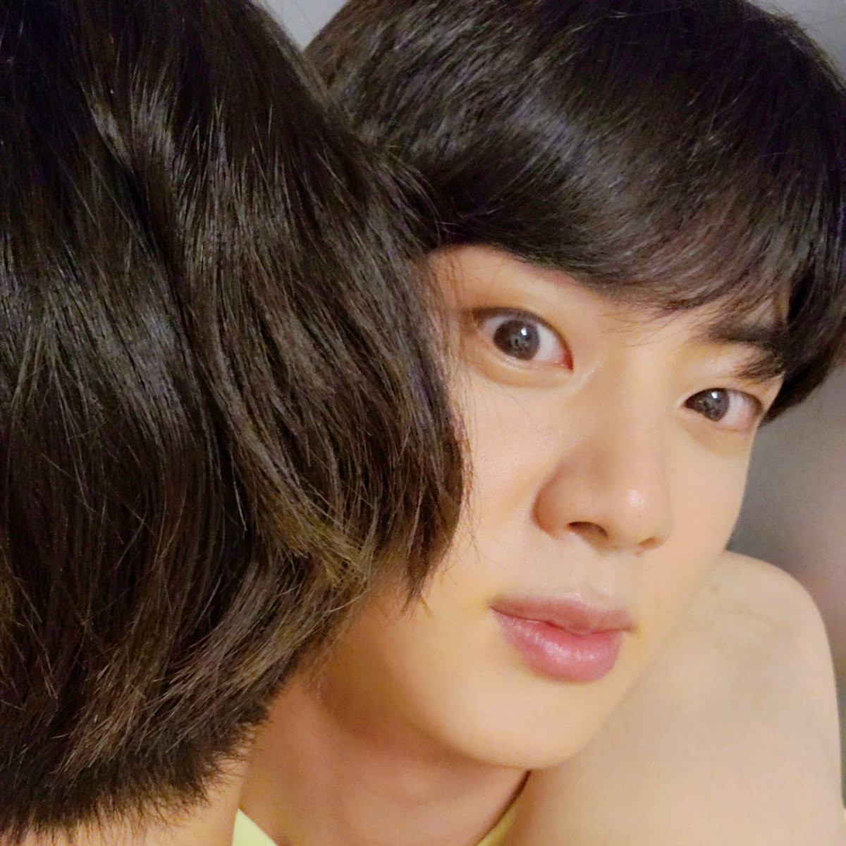 Jinnielogist's tweet photo. I bet that Jungkook is smiling widely behind seokjin 'cause that's what he always do when he's hugging him 👉👈 @BTS_twt https://t.co/pglz6zSaRr