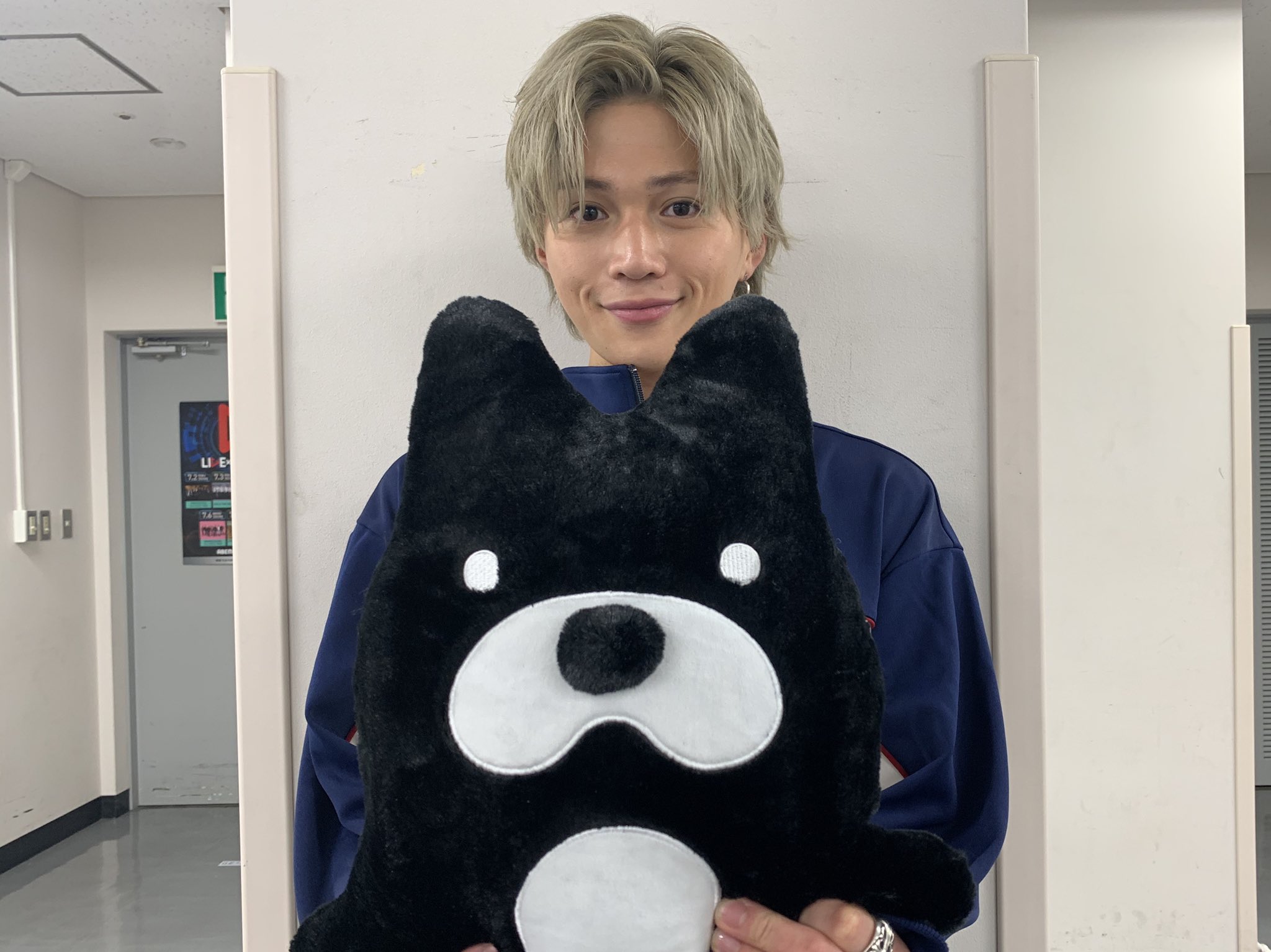 八木勇征 BIGクッション LIVE衣装 ファンタ FANTASTICS neuroid.uprrp.edu