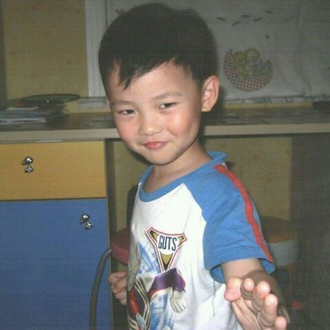 ohlookatthatbag's tweet photo. Oh no, again and again... SM, protect our beloved Chenle.

@SMTOWNGLOBAL
#PROTECTCHENLE https://t.co/1kJHgppKzF