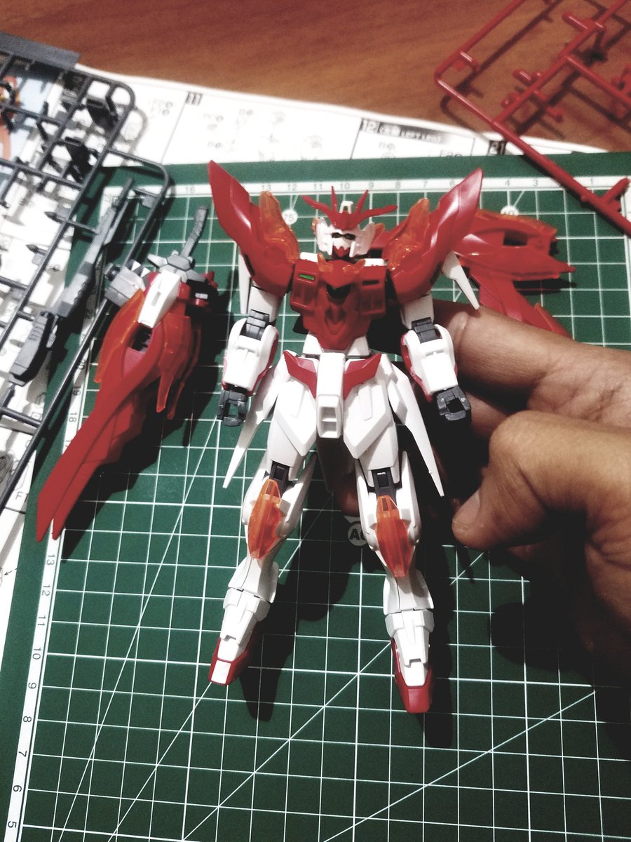 HdrxProject's tweet photo. Lagi sedang produktif hahaha  @ikidolanan #pamerdolanan #gundam #gunpla #hobby https://t.co/IWrkoZQbwj