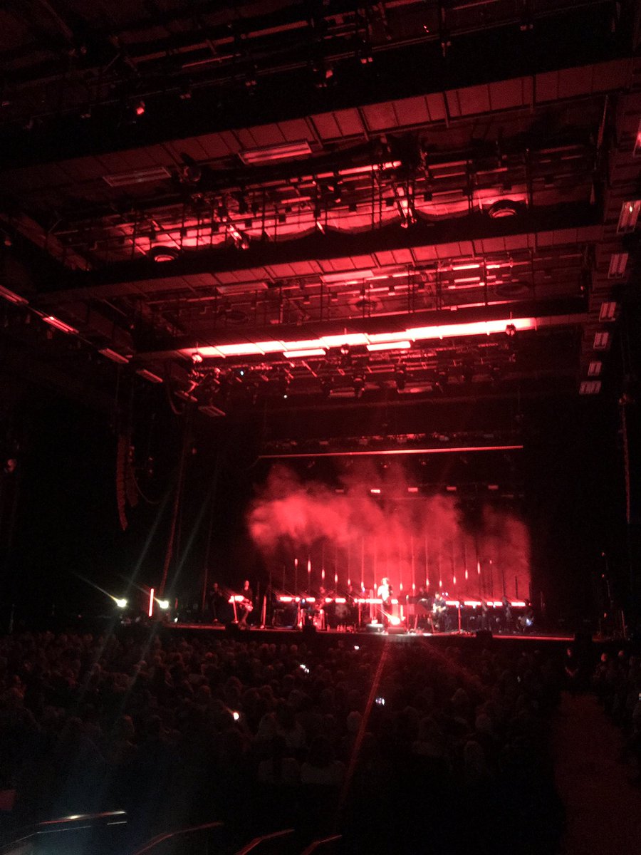missmunter's tweet photo. @snowpatrol @BelWaterfront I traveled from Denmark just to see #reworkedtour (got tickets for @BrightonCentre) and went back home with a huuuuuuge smile on my face. Should have been at @RoyalAlbertHall but enjoyed my 4th live Snow Patrol concert and still canβt wait for your #snowpatrolcph ππ₯ππΌ https://t.co/5aqyE5E4Lm