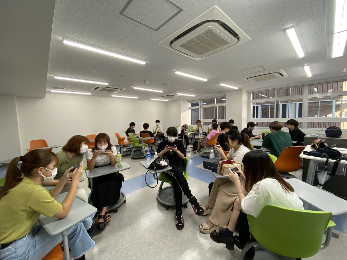 今日も楽しいね~🥰
#帝京大学 #SNOWLINE #スノボサークル
#新歓 #荒野行動 #COD #ウイニングイレブン