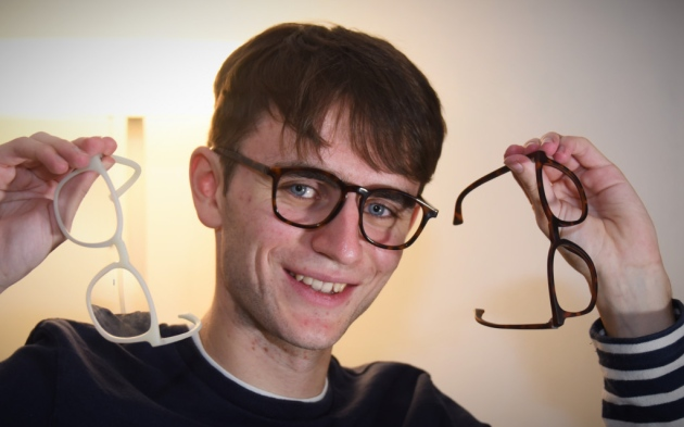 Kickstarter campaign for new local startup @coraleyewear, co-founded by <a href="/George_baileyy/">George Bailey</a> student <a href="/uniofeastanglia/">UEA</a> 

Glasses &amp; sunglasses built from recycled waste plastics and fishing nets abandoned at sea.

60% of fundraising target reached. PLEASE SHARE.

kickstarter.com/projects/coral…
